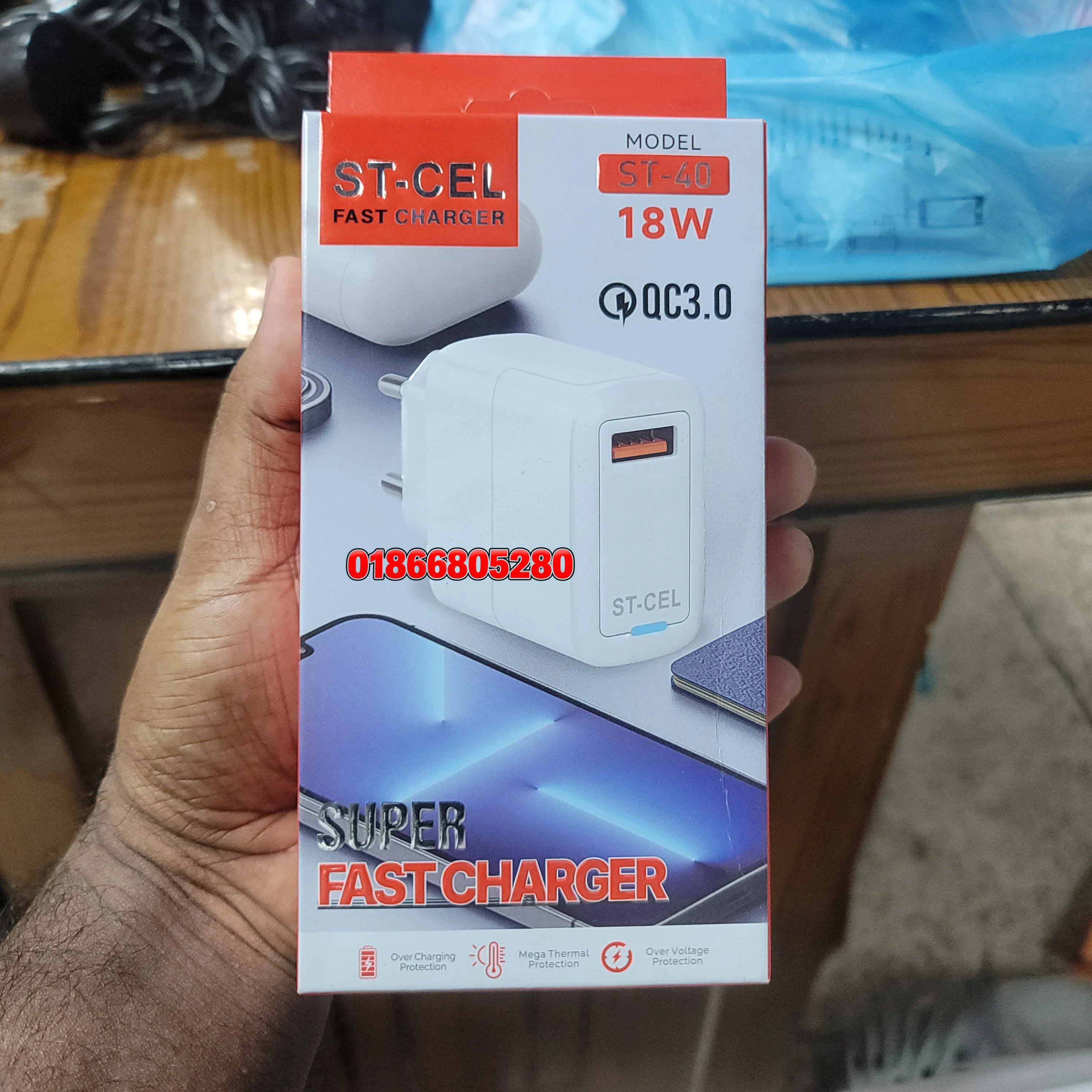 MODEL  ST 40  18W  QC3.0 ST-CEL FAST CHARGER